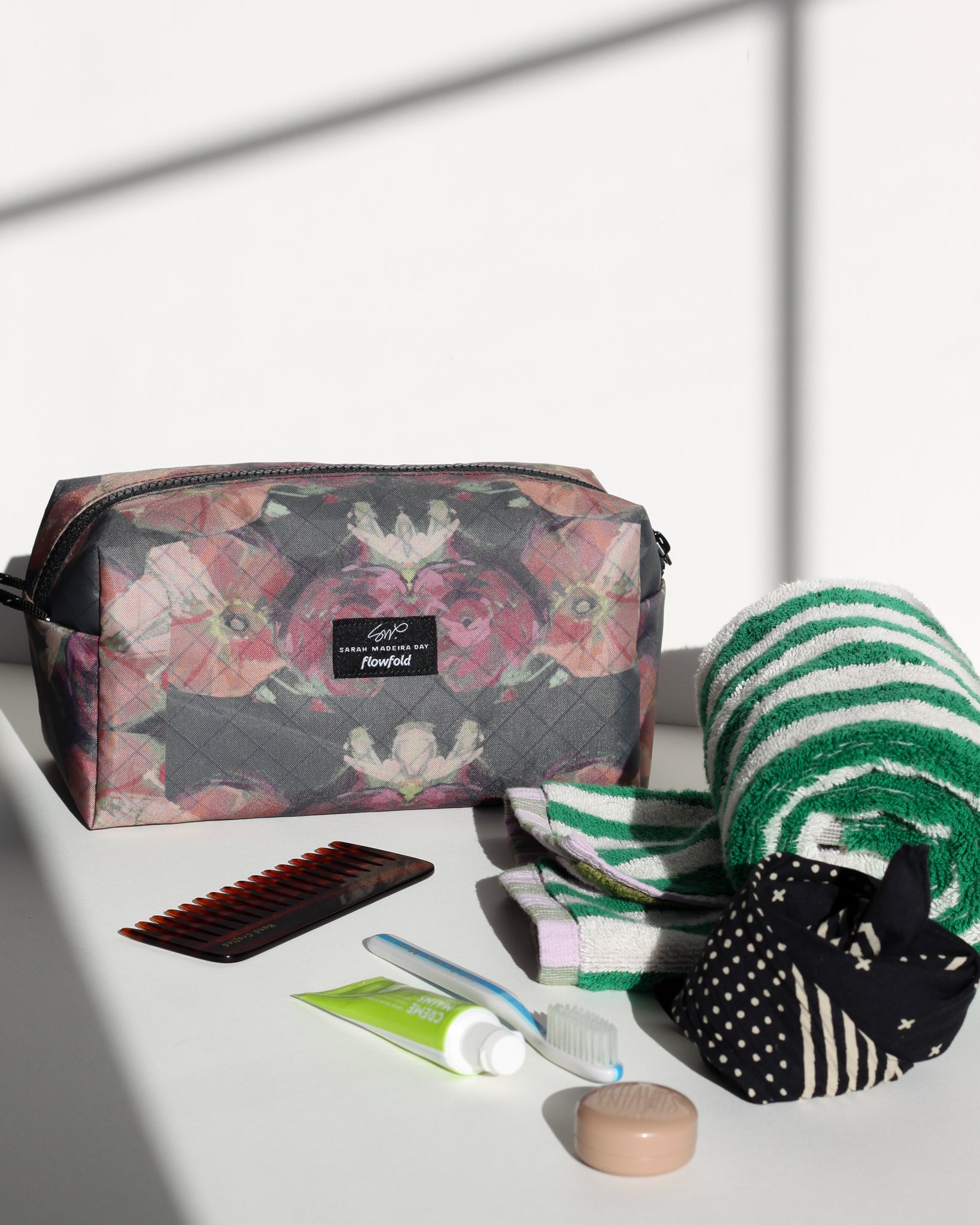 Flowfold x SMD Aviator Travel Kit & Toiletry Bag